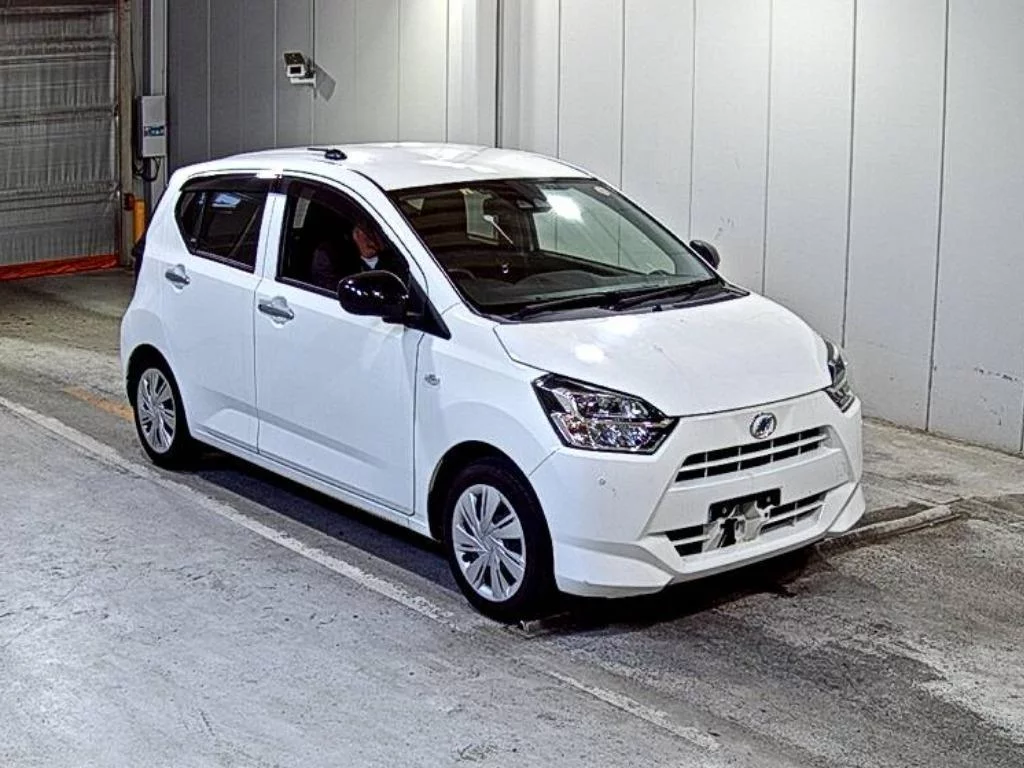 Daihatsu Mira e:S LA350S 2023